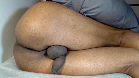 thetightestass14 online show from March 9, 5:22 am