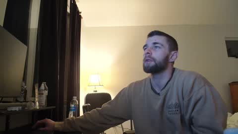 Snapshot of theufcfan_8181 chatting on February 5, 9:04 am troy online show from February 5, 9:04 am