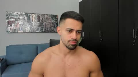 thiago_driussi online show from October 15, 12:46 pm