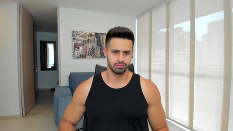 thiago_driussi online show from February 1, 8:47 pm