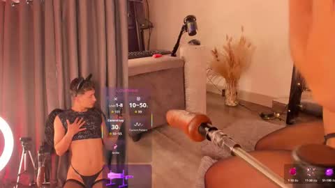 SanThiago online show from October 16, 9:34 pm