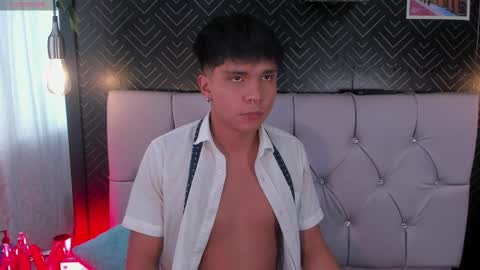 thiago online show from March 9, 2:33 pm