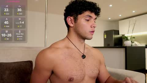 Just Thiago  online show from September 13, 1:28 am