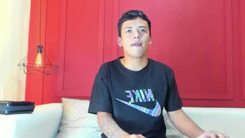 Thiagogonzalez online show from March 14, 7:32 pm