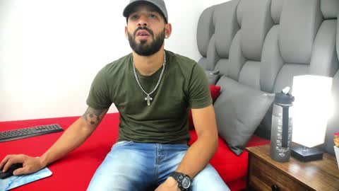 Thia Gomez online show from March 31, 7:37 pm