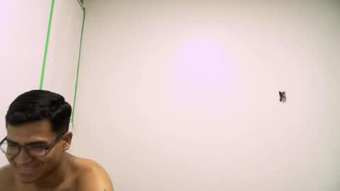 thiagovega_ online show from April 30, 4:52 am