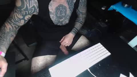 thicchogg online show from February 15, 8:13 am