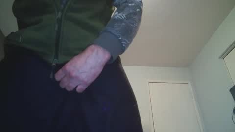 Snapshot of thick2handcurve chatting on December 22, 11:00 am thick2handcurve online show from December 22, 11:00 am