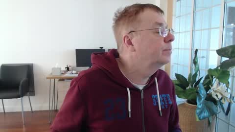 Play online show from January 7, 1:10 pm