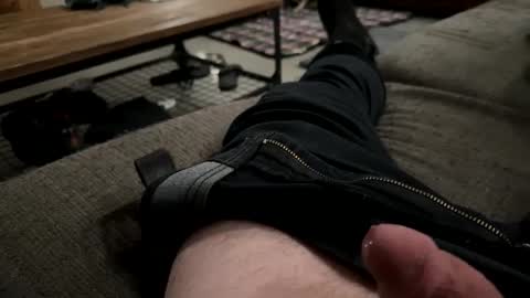 Snapshot of thickdic44 chatting on February 7, 12:42 am thickdic44 online show from February 7, 12:42 am