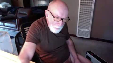 Thickmorningwoodinyou always online show from December 3, 5:19 pm