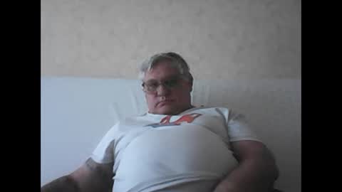 Thierrysymp online show from September 28, 9:18 am