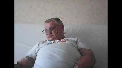 Thierrysymp online show from October 9, 4:01 pm