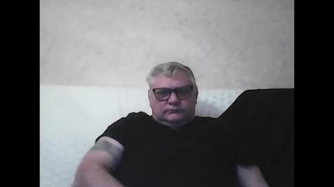 Thierrysymp online show from December 17, 5:47 pm