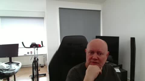 thomas315627 online show from April 3, 10:12 am