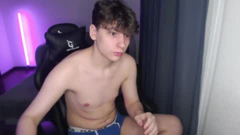 Thomas Hill online show from January 26, 10:13 pm