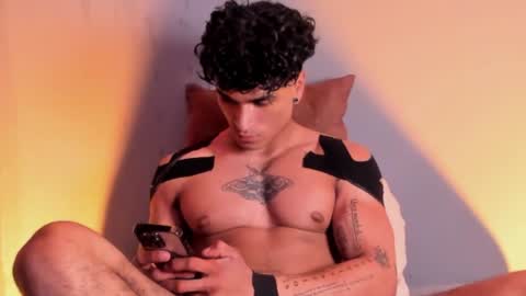 Snapshot of thomas_fit1 chatting on December 30, 4:20 am Thomas 3  JUST STAY AND BE MY LAST LOVE online show from December 30, 4:20 am