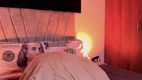Snapshot of thomas_fit1 chatting on October 19, 1:10 am Thomas 3  JUST STAY AND BE MY LAST LOVE online show from October 19, 1:10 am