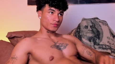Snapshot of thomas_fit1 chatting on March 9, 8:21 pm Thomas 3  JUST STAY AND BE MY LAST LOVE online show from March 9, 8:21 pm