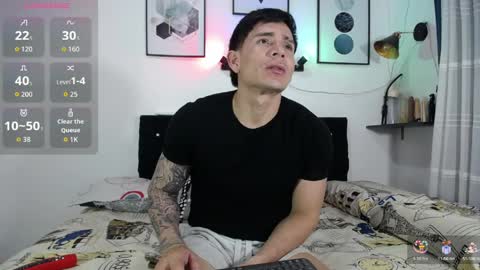 thomas_hot369 online show from April 9, 2:31 am