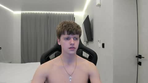 Tomas online show from March 10, 11:44 pm