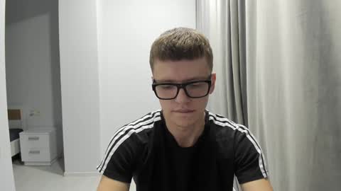 Tomas online show from December 3, 2:05 pm