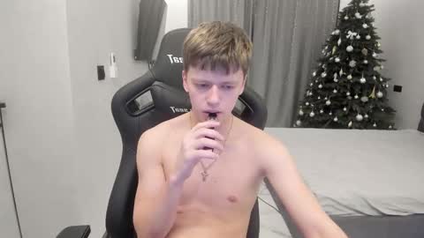 Tomas online show from February 3, 1:58 am