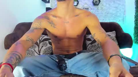 thomass_conor online show from November 13, 11:08 pm