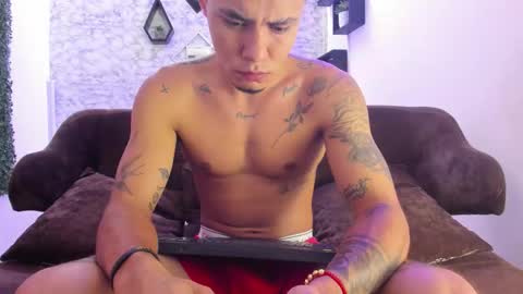 thomass_conor online show from October 7, 11:36 am