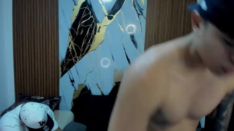 thomson_hot01 online show from November 29, 5:31 am