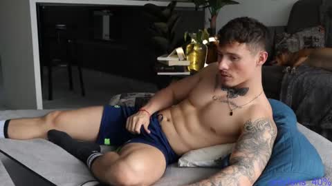 Sebastian online show from February 18, 6:17 pm