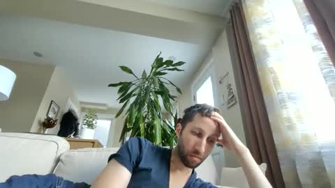 throwawayafteruse20202 online show from December 1, 6:55 pm