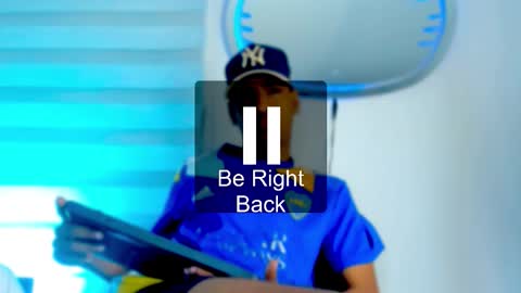 tiago_xxx_ online show from November 11, 11:43 pm