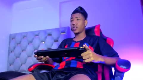 tiago_xxx_ online show from September 30, 5:05 pm