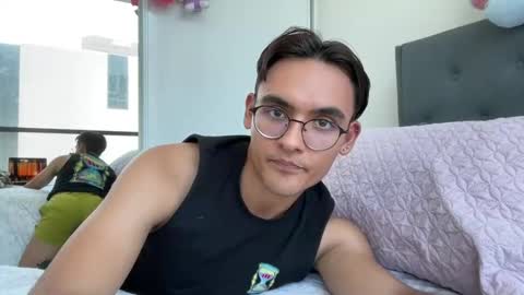 tian_velasquez online show from January 7, 2:54 am
