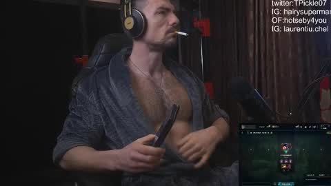 Snapshot of tickle_my_pickle07 chatting on February 11, 5:47 am tickle_my_pickle07 online show from February 11, 5:47 am