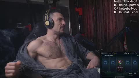 Snapshot of tickle_my_pickle07 chatting on February 10, 6:31 am tickle_my_pickle07 online show from February 10, 6:31 am