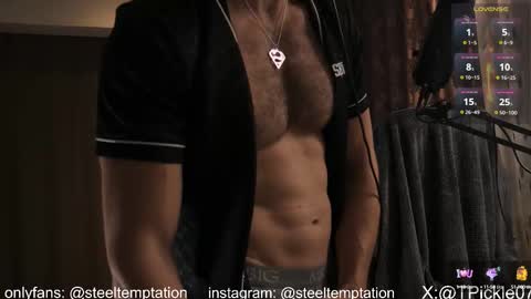 Snapshot of tickle_my_pickle07 chatting on October 7, 3:27 pm tickle_my_pickle07 online show from October 7, 3:27 pm