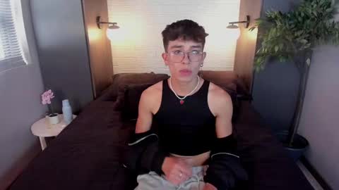 Tim Fox online show from February 2, 7:35 pm