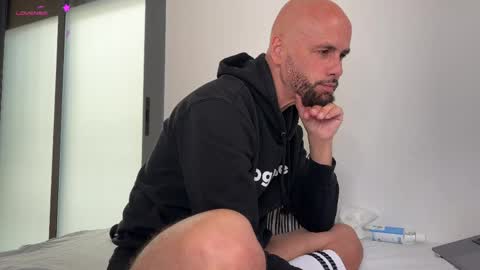 Tim Beard online show from April 7, 1:00 pm