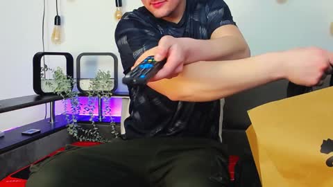 ask me online show from January 17, 8:48 pm