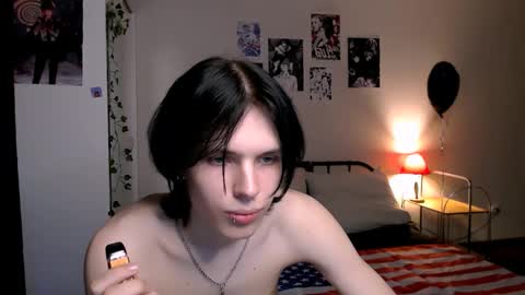 timi_moon online show from September 20, 2:17 pm