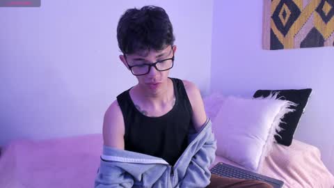 Timothy 21 years old online show from December 14, 8:51 pm