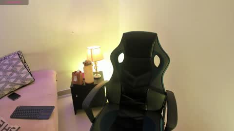 Timothy 21 years old online show from September 28, 4:21 am