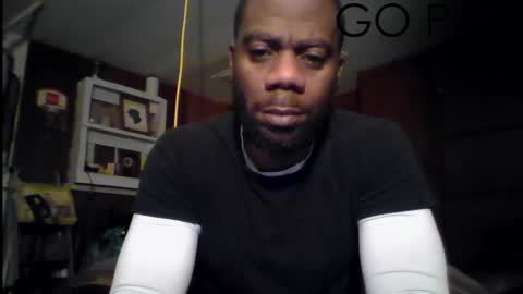 tinycock_1979 online show from December 8, 3:13 pm