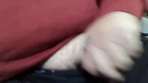 tinypecker6 online show from December 1, 6:00 pm