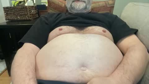 tjbear101 online show from April 10, 6:15 pm