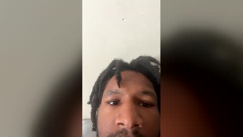 tkhalil90 online show from April 26, 3:42 pm