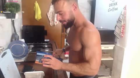 Snapshot of todd_dantes chatting on February 3, 5:35 pm Todd online show from February 3, 5:35 pm