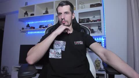 Todd online show from October 25, 9:16 pm